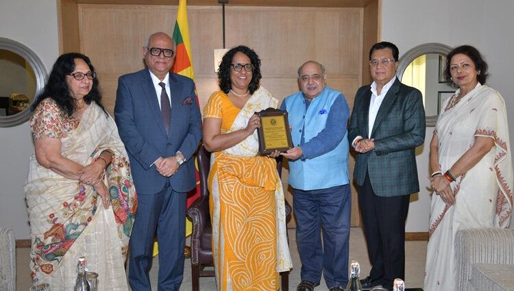 Hindu College Meets Sri Lankan PM